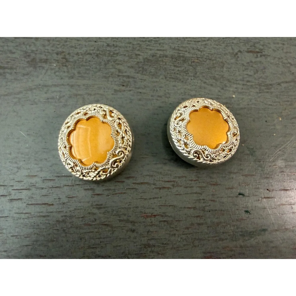 Vintage Clip On Earrings Silver Tone Filigree Honey Amber Cat Eye Round Studs